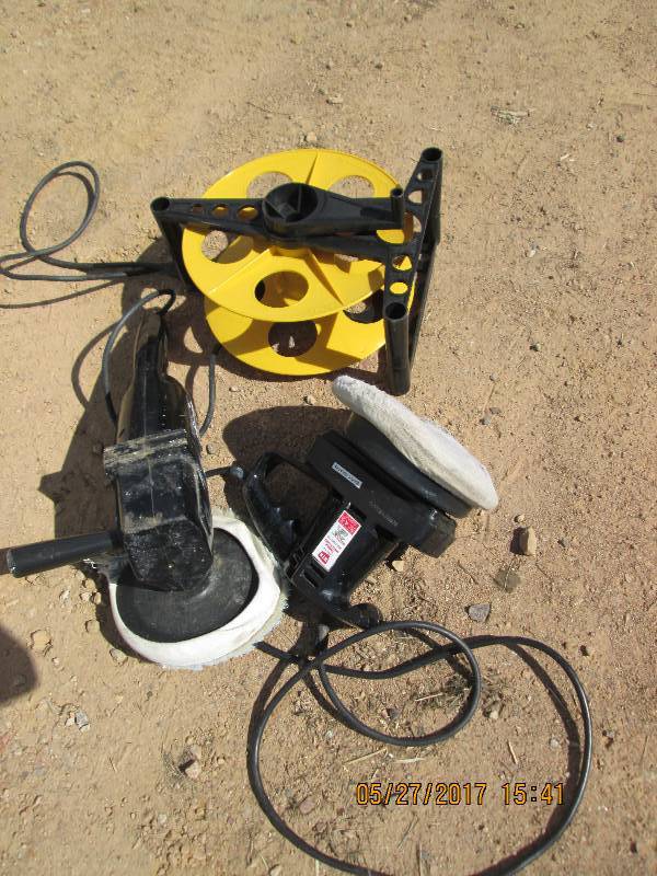 2 Buffers, untested and a cord reel...