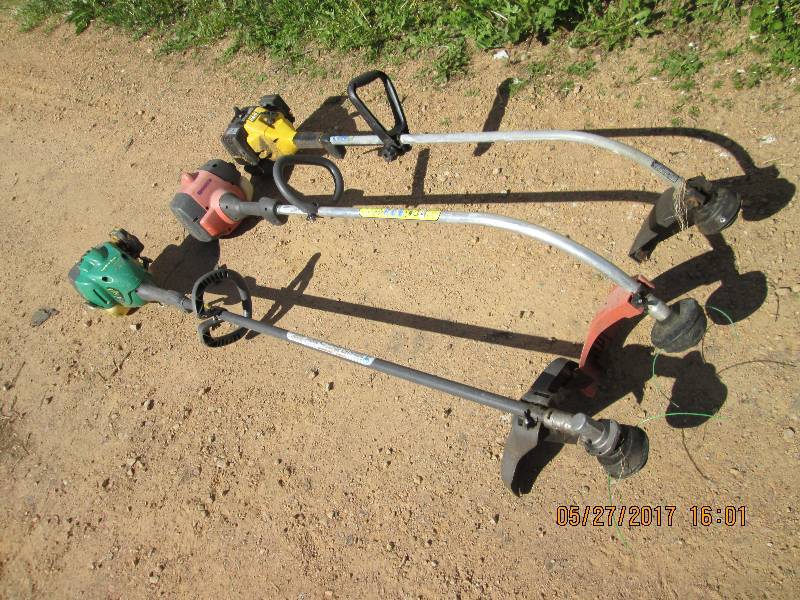 3 Gas trimmers for parts or repair...