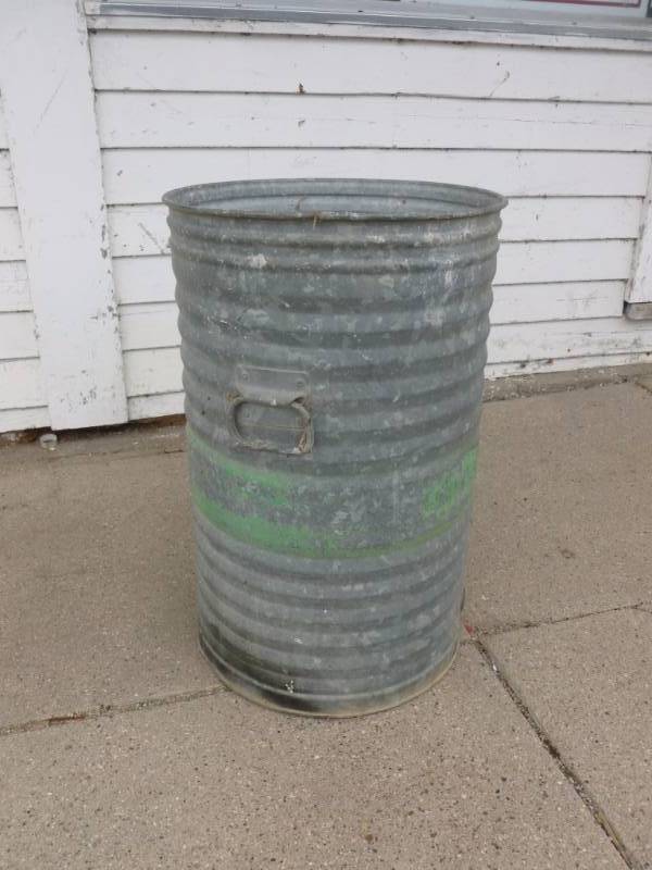 lot 11 image: Vintage Schoolhouse Water Cooler