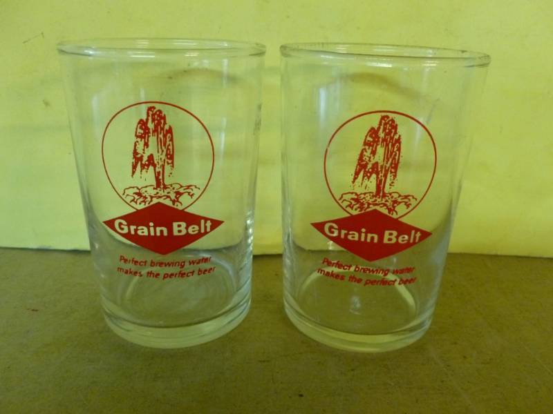 lot 50 image: Vintage Grain Belt