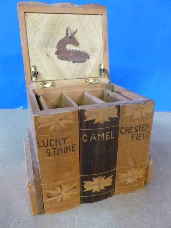 lot 58 image: Vintage Cigarette Case