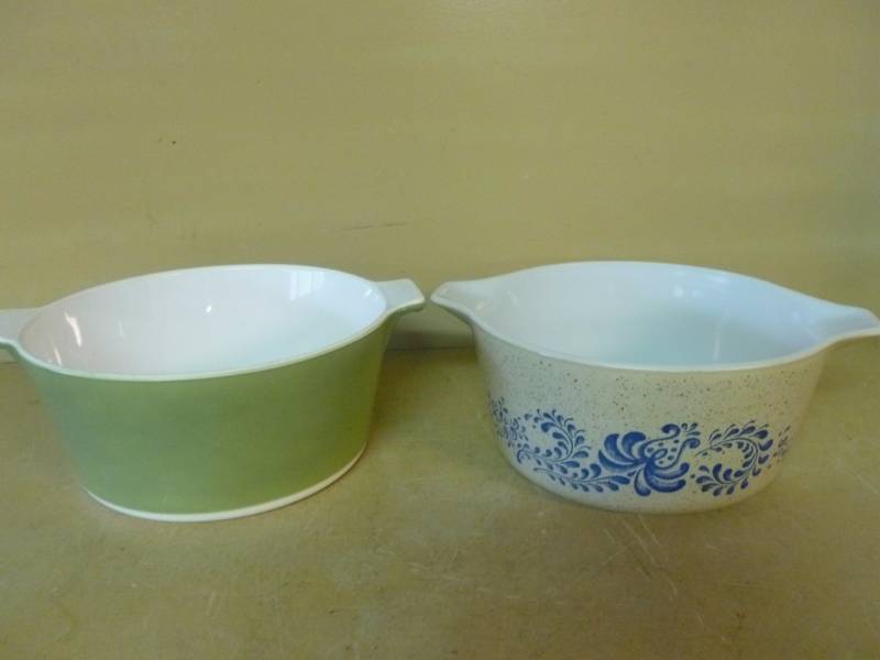 lot 78 image: Pyrex