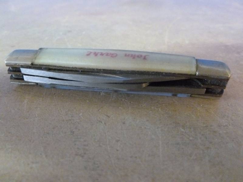 lot 91 image: Vintage Pocket Knives