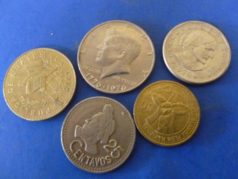 lot 103 image: Coins