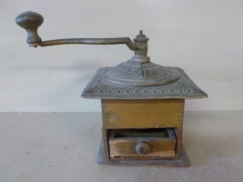 lot 129 image: Antique Coffee Grinder