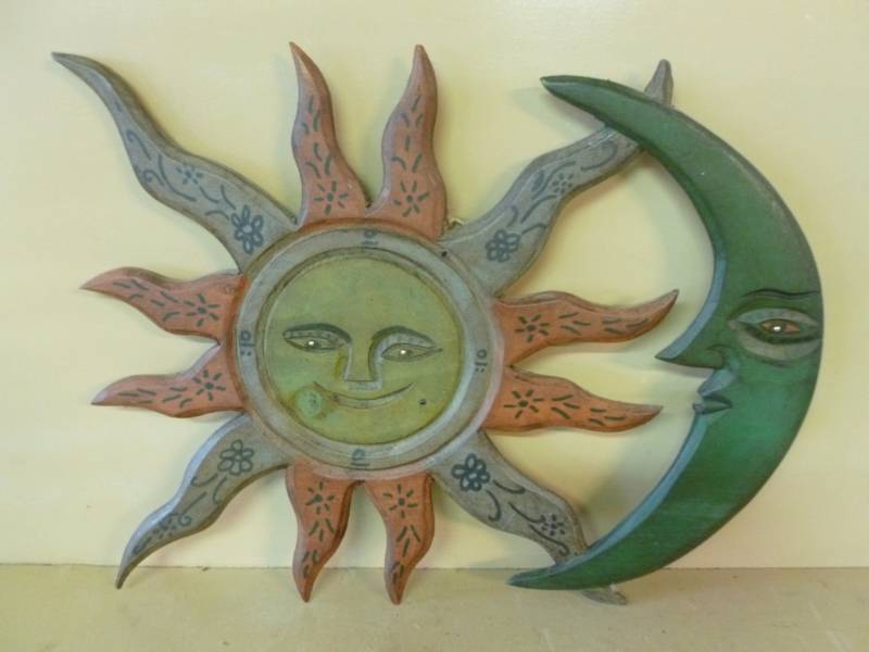 lot 131 image: Decorative