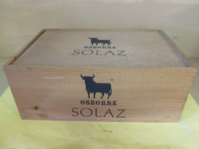 lot 134 image: Wooden Box