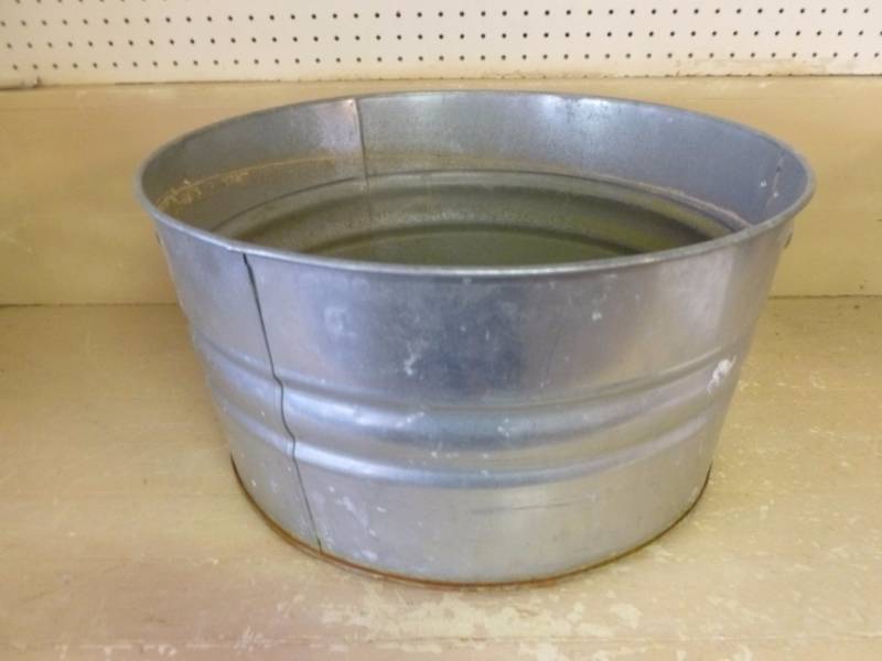 lot 157 image: Wash Tub