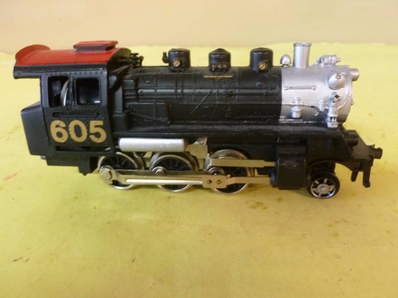 lot 165 image: HO Scale Locomotive