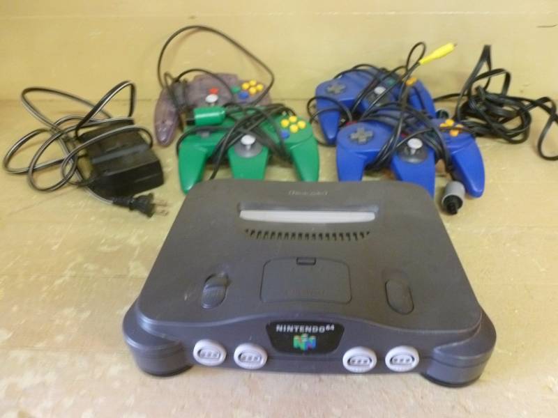 lot 180 image: Nintendo 64 Game Console