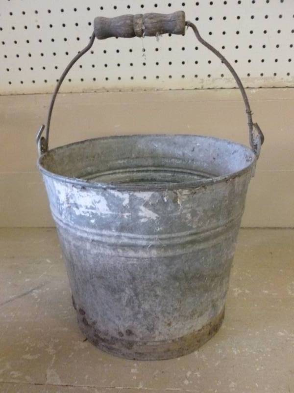 lot 192 image: Vintage Galvanized Steel Pail