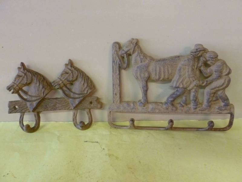 lot 198 image: Cast Iron Bridle Brackets