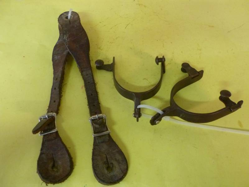 lot 201 image: Spurs
