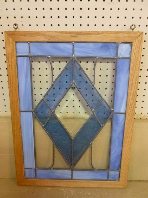 lot 210 image: Leaded Glass Window