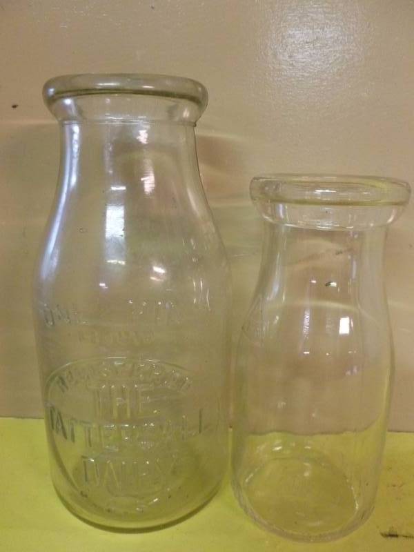 lot 213 image: Vintage Milk Bottles