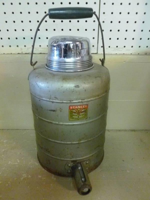 lot 220 image: Vintage Stanley Thermos