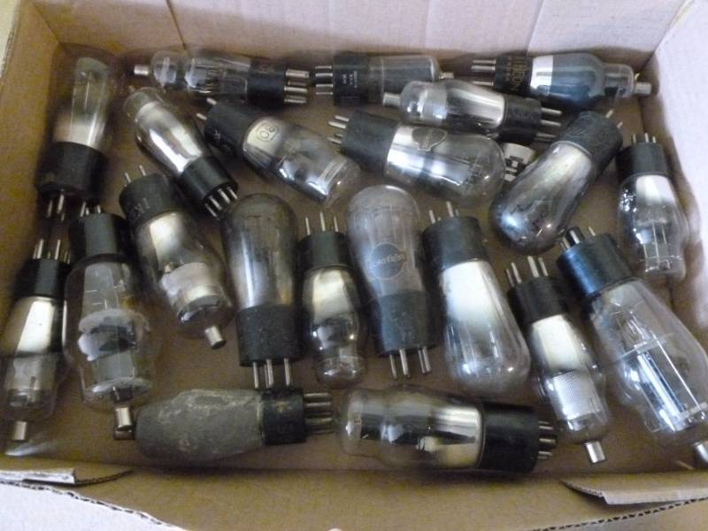 lot 226 image: Vintage Radio Tubes