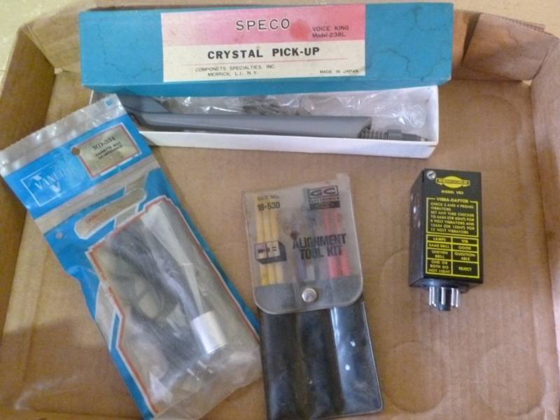 lot 232 image: Vintage Radio Parts