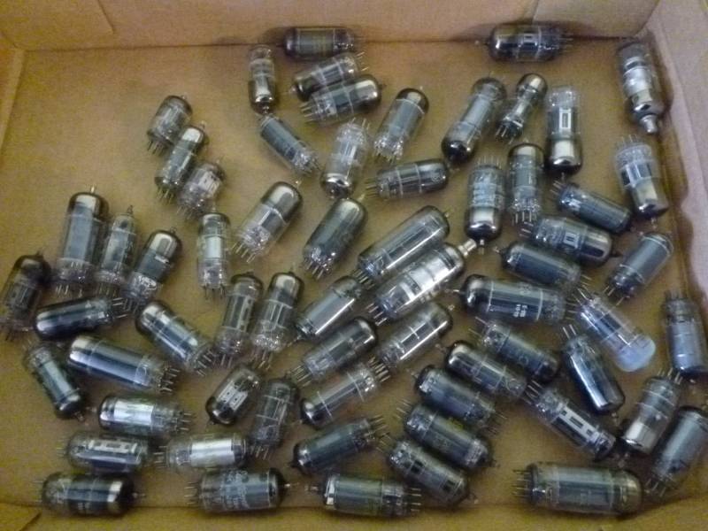 lot 237 image: Vintage Radio Parts