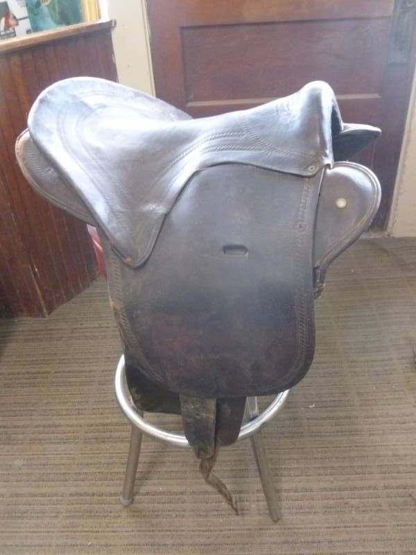 lot 269 image: English Saddle