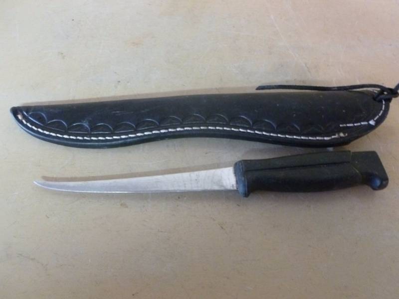lot 283 image: Fillet Knife