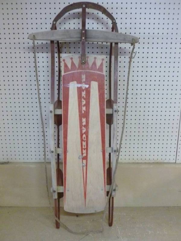 lot 288 image: Vintage Sled