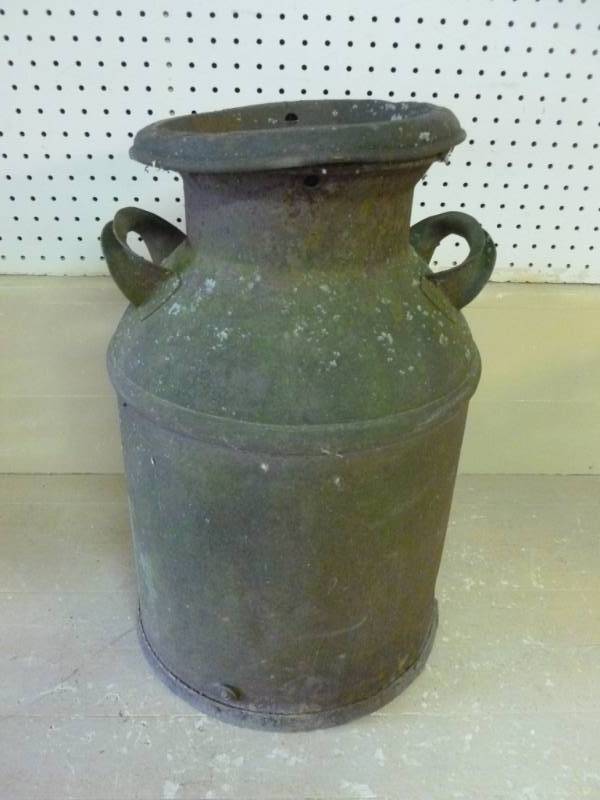 lot 294 image: Vintage Milk Can