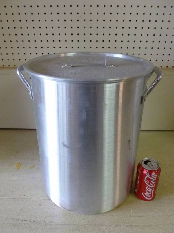 lot 296 image: Aluminum Turkey Kettle