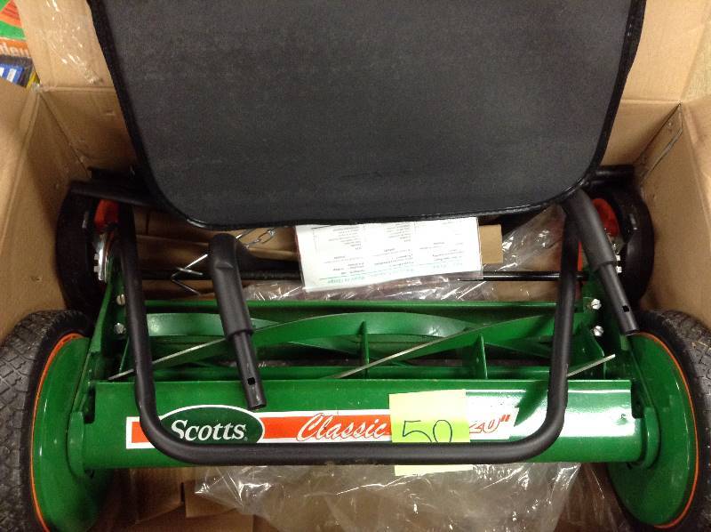lot 50 image: Scotts 20 in. Reel Mower
