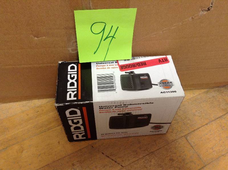 lot 94 image: Ridgid Universal Submersible Water Pump