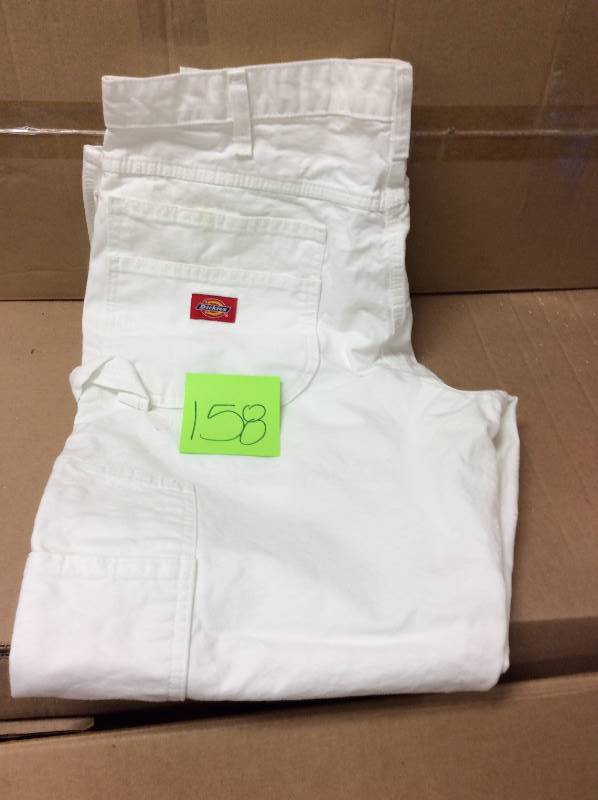lot 158 image: Dickies Painters Pants - size 36 x 32