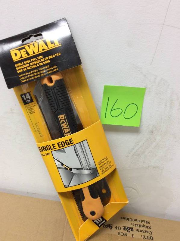 lot 160 image: Dewalt Single Edge Pull Saw
