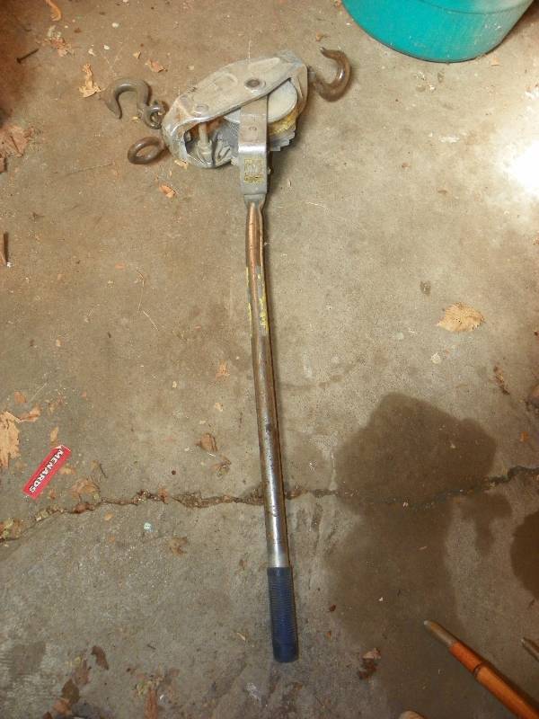 lot 178 image: MANUAL WINCH  COME-A-LONG