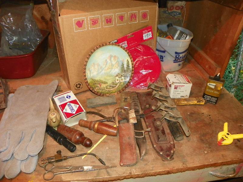 lot 210 image: GARAGE MISC ITEMS