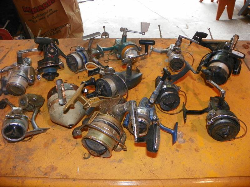lot 22 image: LOT OF FISHING REELS