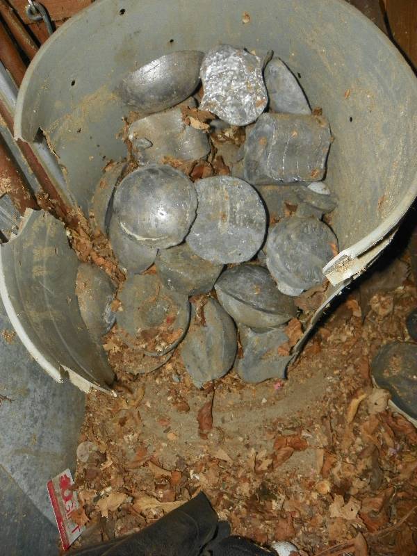 lot 38 image: LEAD CHUNKS