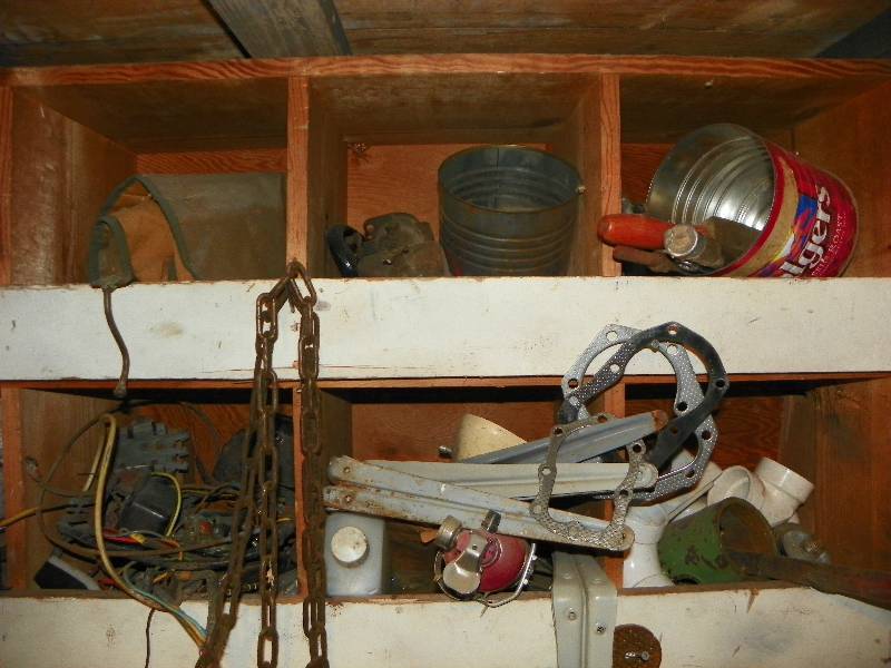lot 48 image: GARAGE MISC ITEMS
