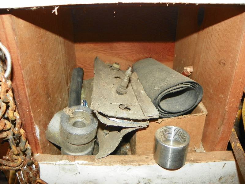 lot 51 image: GARAGE MISC ITEMS