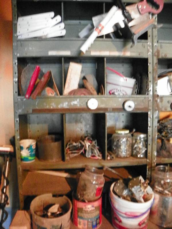 lot 59 image: GARAGE MISC ITEMS