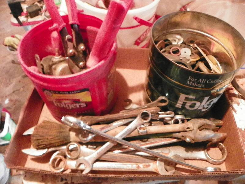 lot 63 image: GARAGE MISC ITEMS