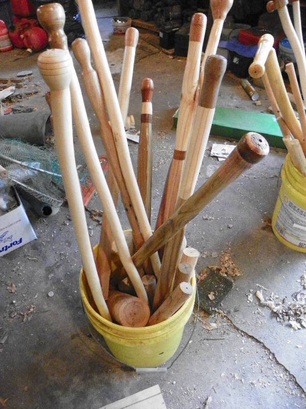 lot 81 image: HANDCRAFTED WOODEN CANESWALKING STICKS
