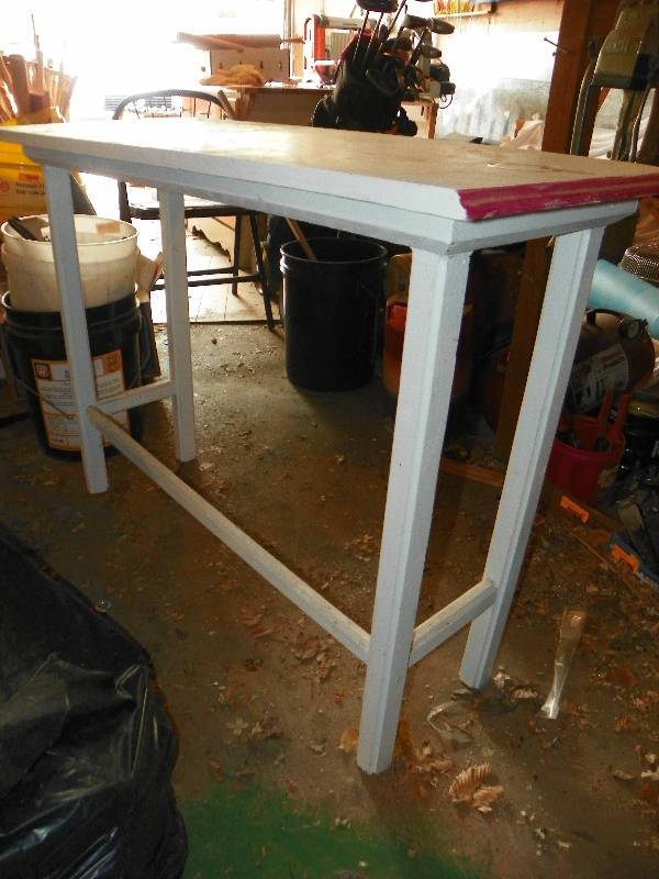 lot 90 image: WORKBENCH TABLE