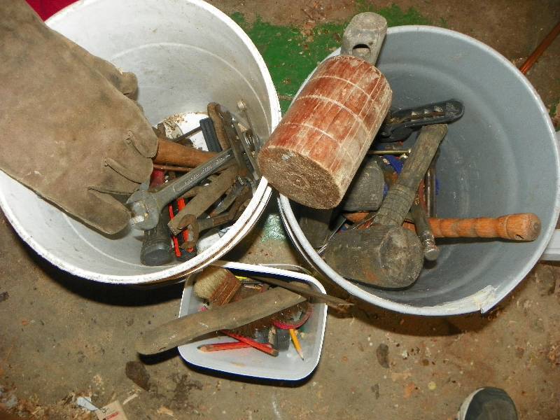 lot 91 image: GARAGE MISC ITEMS AND TOOLS