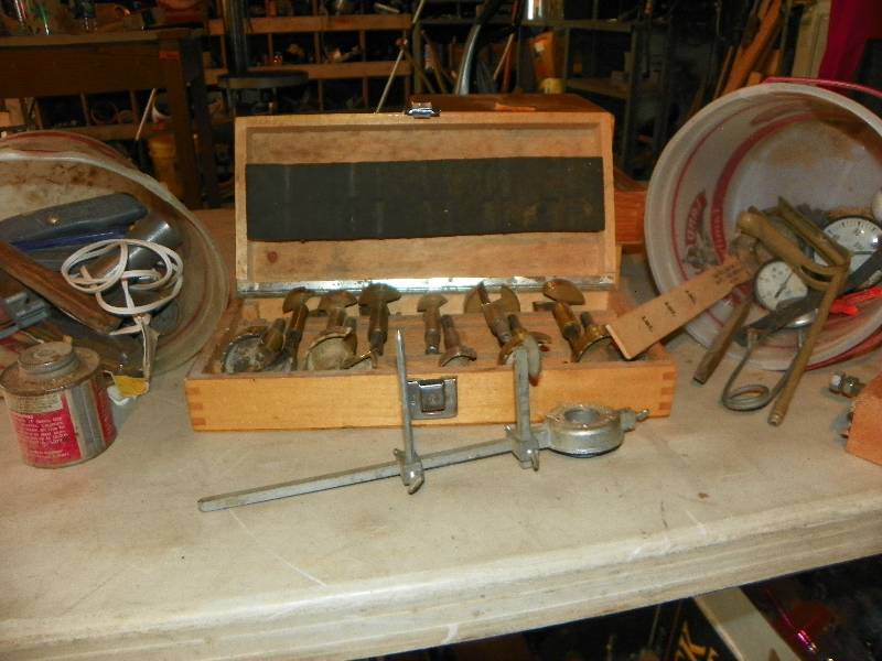 lot 104 image: ROUTER BITS AND OTHER MISC ITEMS