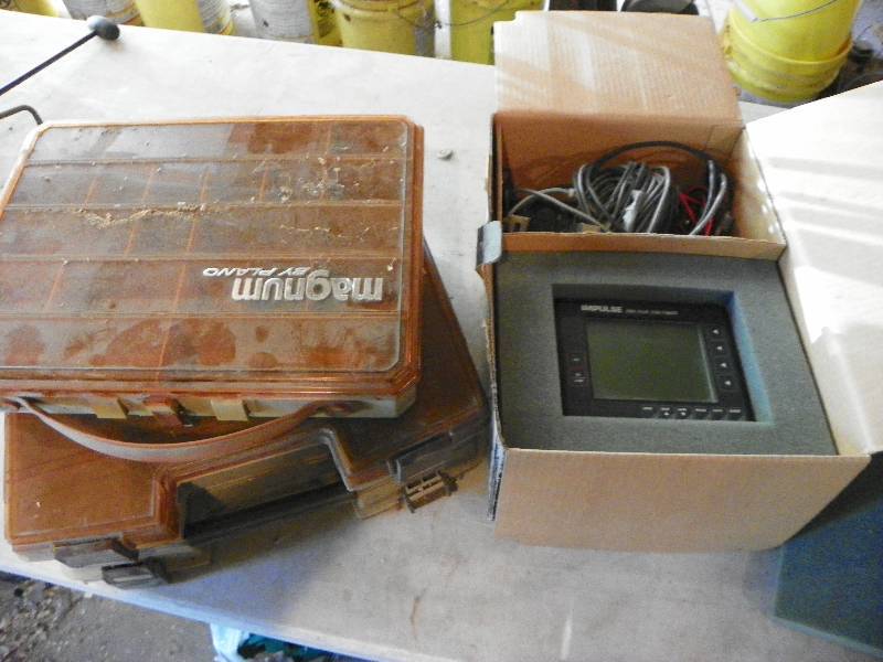 lot 135 image: IMPULSE 2800 PLUS FISH FINDER AND LURE STORAGE CONTAINERS