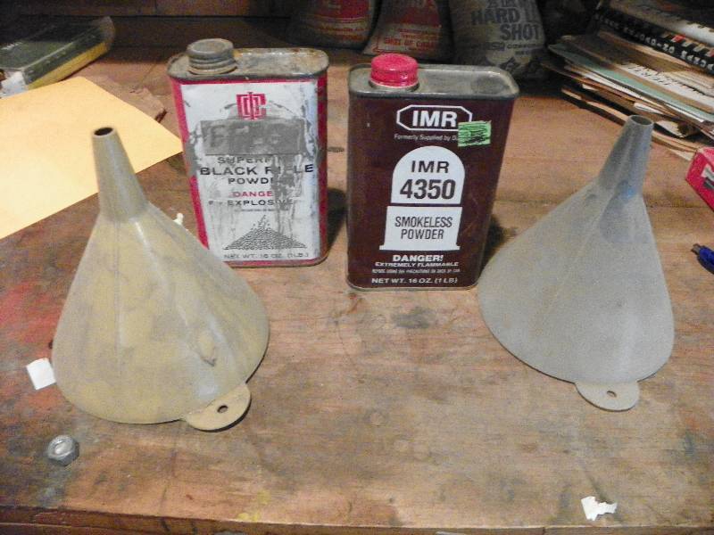 lot 219 image: SMOKELESS POWDER AND BLACK POWDER WITH FUNNELS