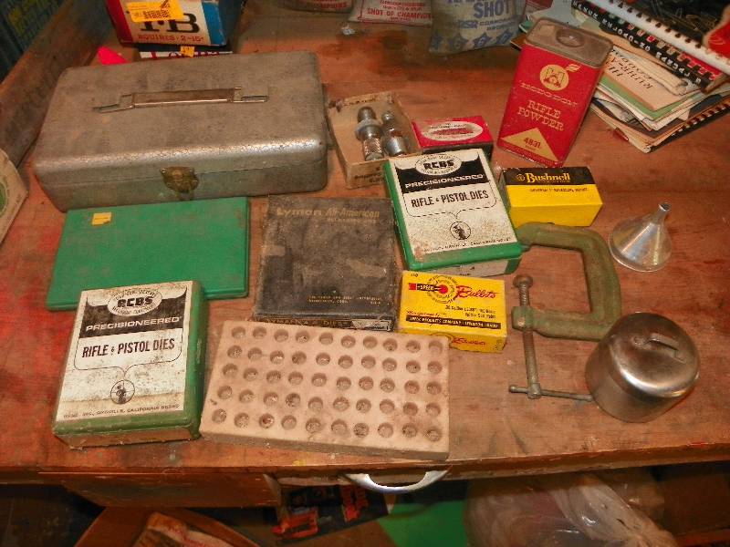 lot 227 image: RIFLE AND PISTOL DIES, SOME AMMO AND MISC ITEMS