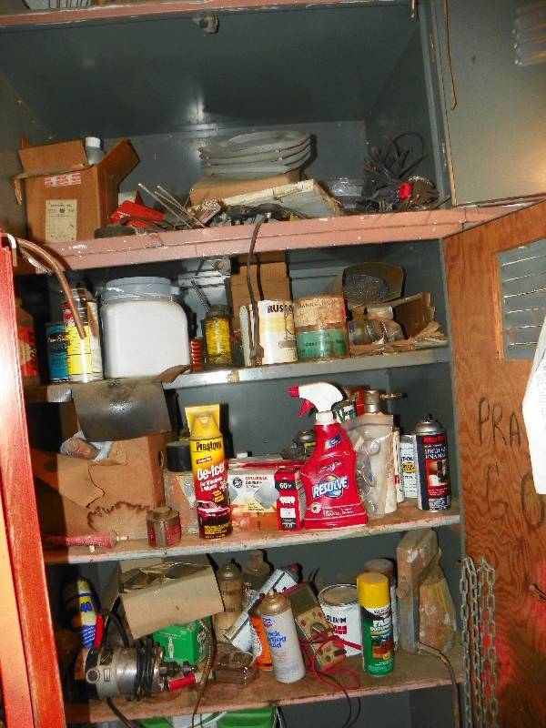 lot 264 image: GARAGE MISC ITEMS