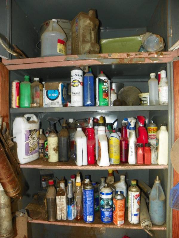 lot 295 image: GARAGE MISC ITEMS