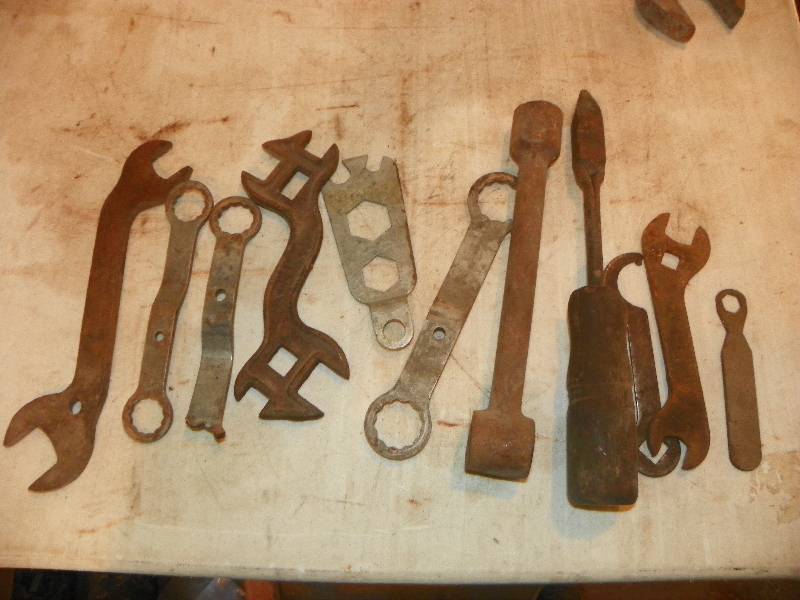 lot 315 image: VINTAGE TOOLSWRENCHES